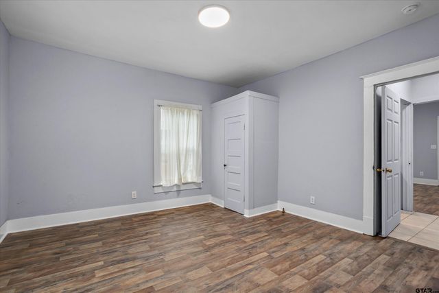 1004 E Erwin St., Tyler, TX 75702