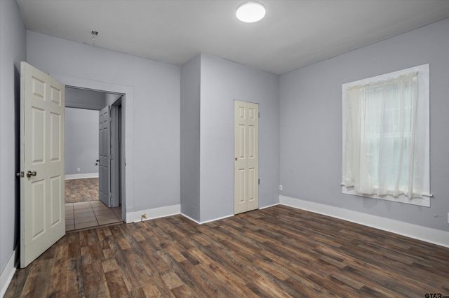 1004 E Erwin St., Tyler, TX 75702