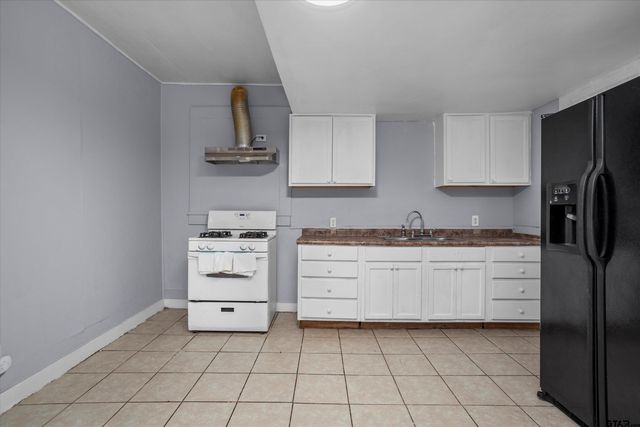 1004 E Erwin St., Tyler, TX 75702
