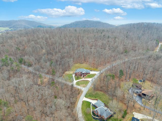 1357 Heather Hills Drive, Somerset, KY 42503