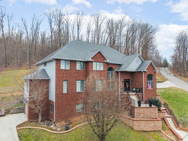 1357 Heather Hills Drive, Somerset, KY 42503