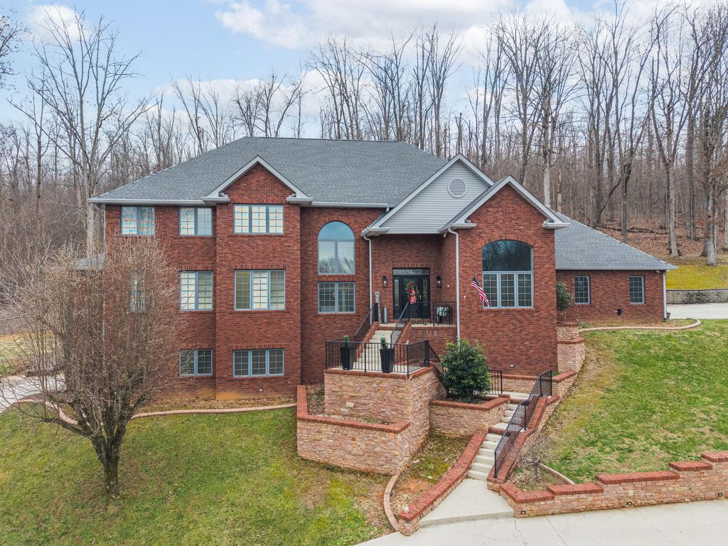 1357 Heather Hills Drive, Somerset, KY 42503