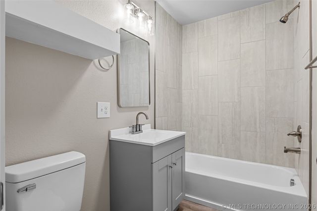 2139 W 46th Place, Tulsa, OK 74107