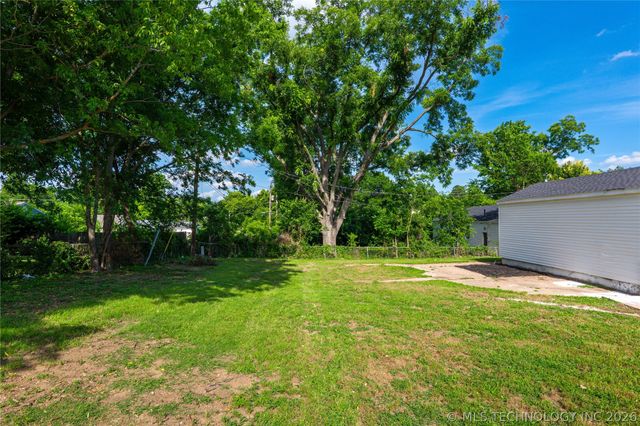 2139 W 46th Place, Tulsa, OK 74107