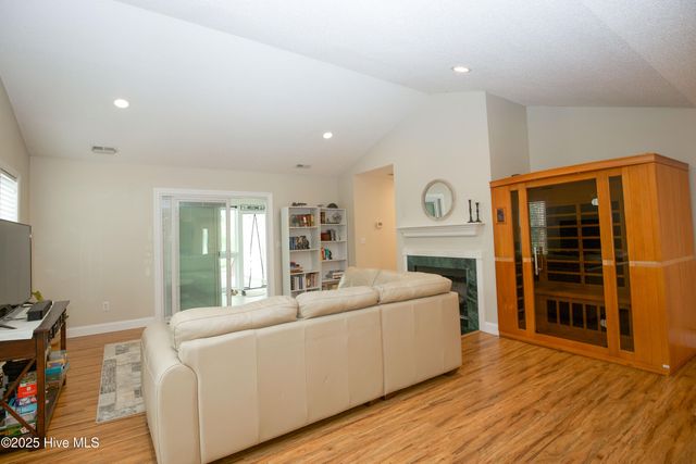 225 Adams Circle, Pinehurst, NC 28374