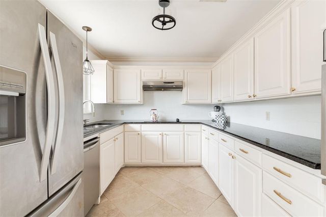 2728 Kerry Lane, Oklahoma City, OK 73120