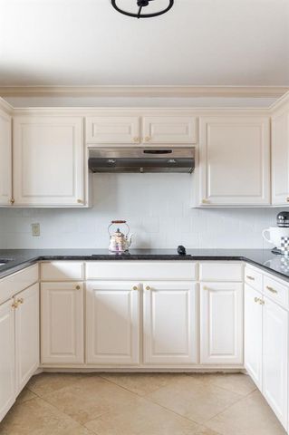 2728 Kerry Lane, Oklahoma City, OK 73120