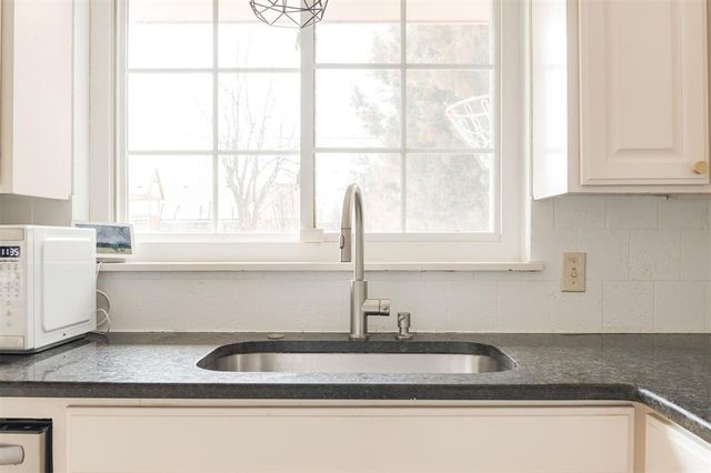 2728 Kerry Lane, Oklahoma City, OK 73120