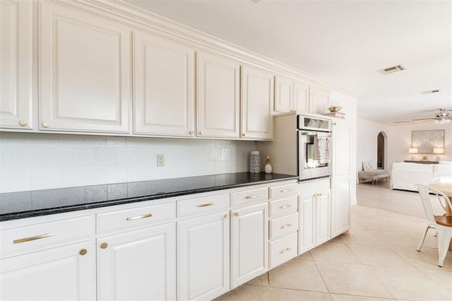 2728 Kerry Lane, Oklahoma City, OK 73120