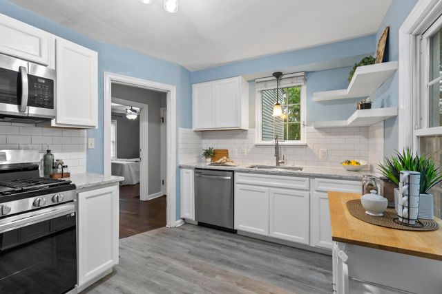 1826 Kenny Road, Columbus, OH 43212