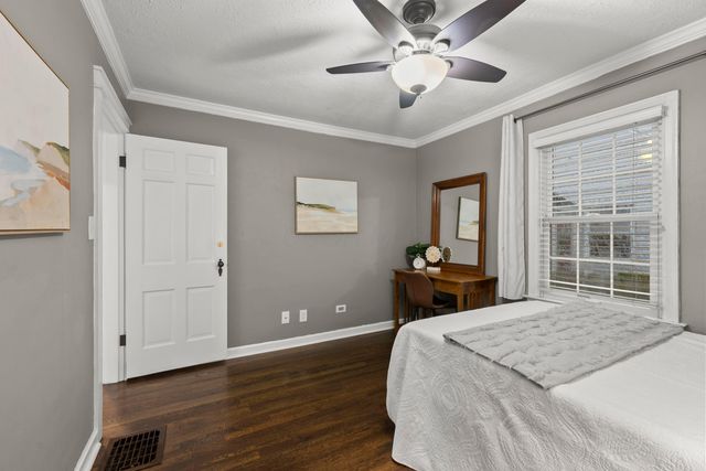 1826 Kenny Road, Columbus, OH 43212