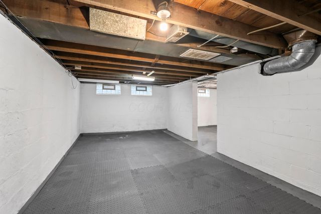 1826 Kenny Road, Columbus, OH 43212