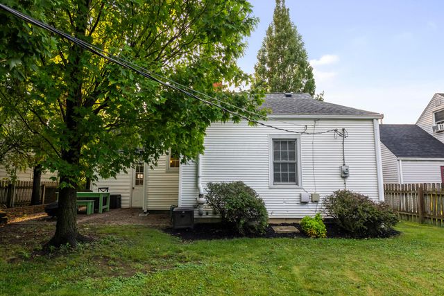 1826 Kenny Road, Columbus, OH 43212