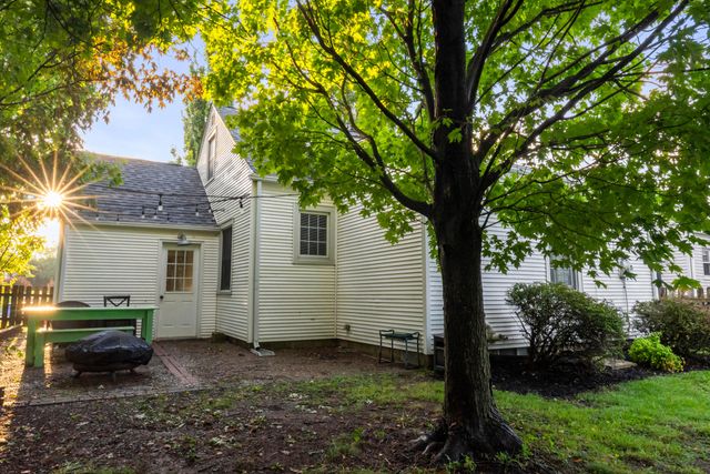 1826 Kenny Road, Columbus, OH 43212
