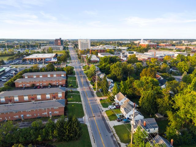 1826 Kenny Road, Columbus, OH 43212