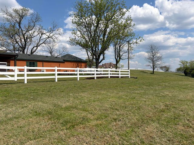 3990 Us-160, Walnut Shade, MO 65771