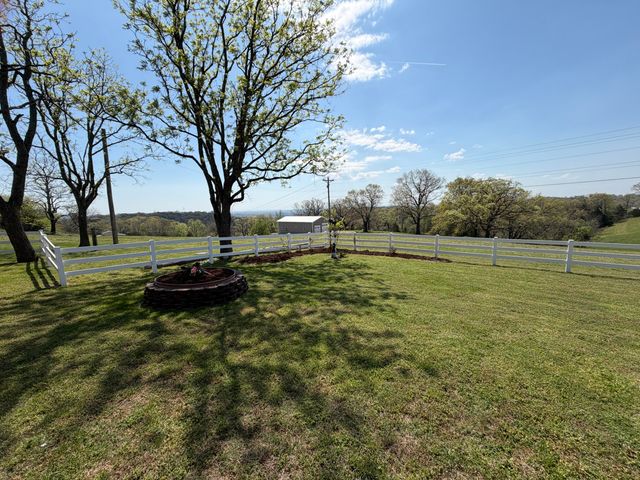 3990 Us-160, Walnut Shade, MO 65771