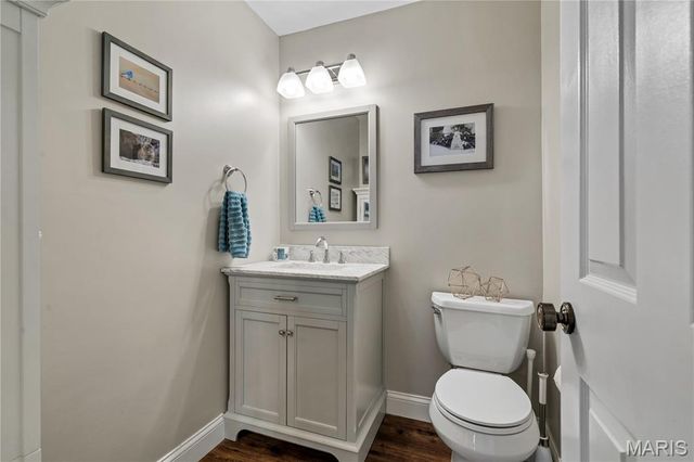 14932 Manor Lake Drive, Chesterfield, MO 63017