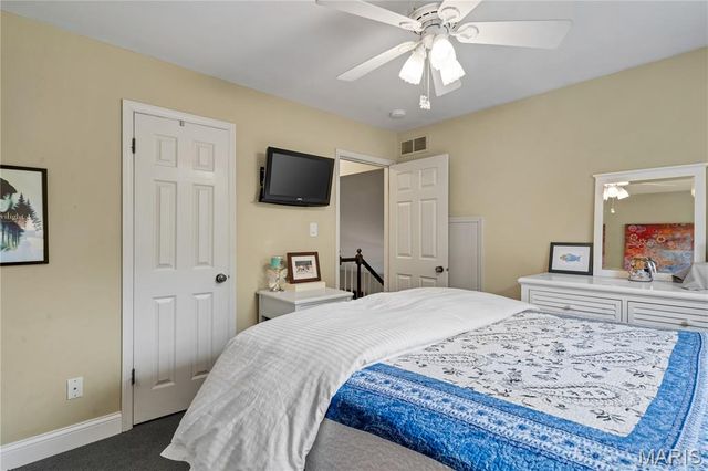 14932 Manor Lake Drive, Chesterfield, MO 63017