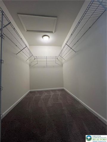 237 Snapdragon Way, Upper Macungie Twp, PA 18104