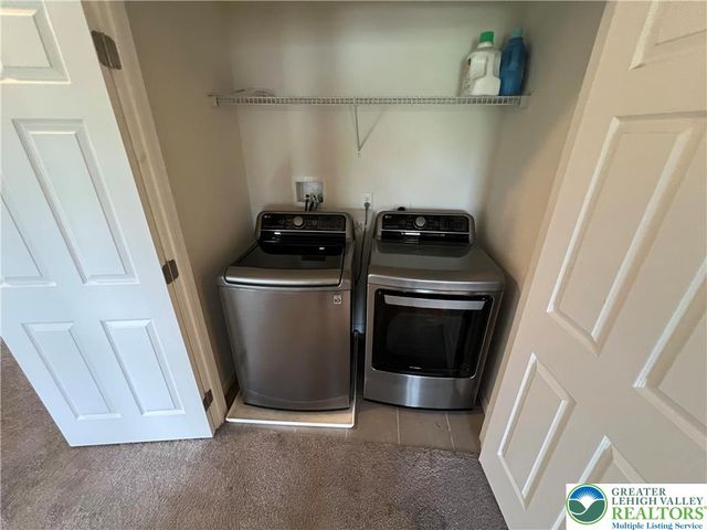 237 Snapdragon Way, Upper Macungie Twp, PA 18104