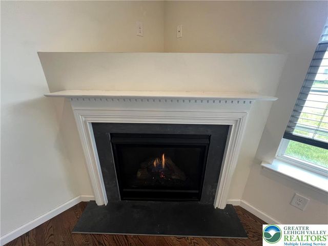 237 Snapdragon Way, Upper Macungie Twp, PA 18104