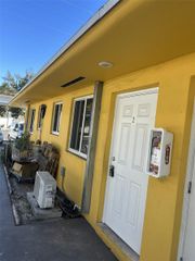 318 E 21st Street 2, Hialeah, FL 33010