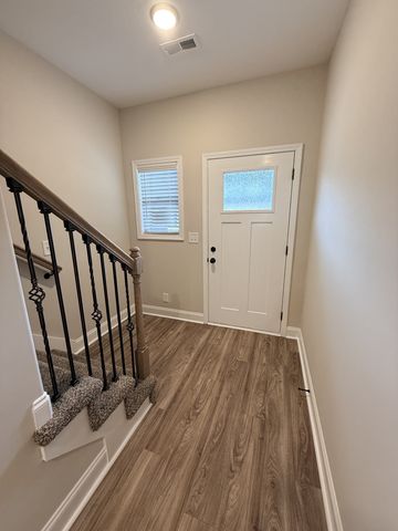 214 W Fallow Ct, Clarksville, TN 37040