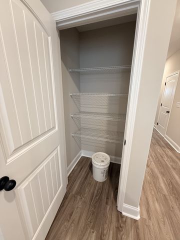 214 W Fallow Ct, Clarksville, TN 37040