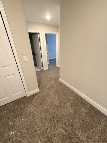 214 W Fallow Ct, Clarksville, TN 37040