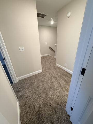 214 W Fallow Ct, Clarksville, TN 37040