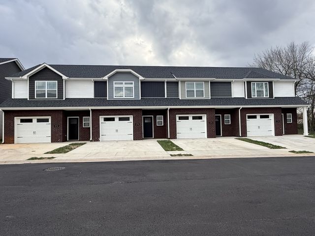214 W Fallow Ct, Clarksville, TN 37040