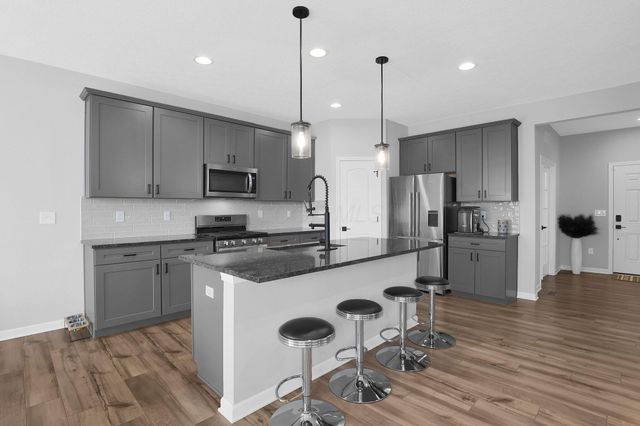 221 Whitetail Trail, Johnstown, OH 43031