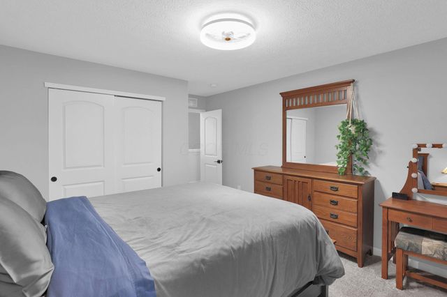 221 Whitetail Trail, Johnstown, OH 43031