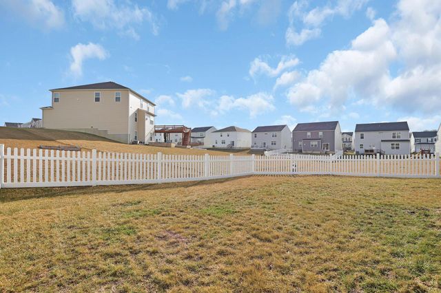 221 Whitetail Trail, Johnstown, OH 43031