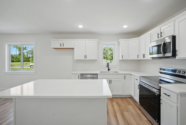 2527 Shaw Street, Des Moines, IA 50317