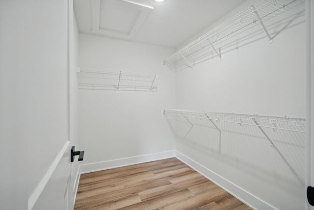 2527 Shaw Street, Des Moines, IA 50317