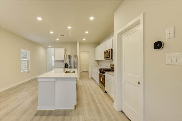 21526 George Wayne Way, Balch Springs, TX 77379