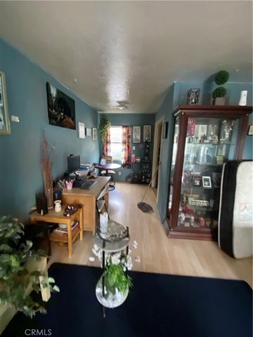 11018 S Figueroa, Los Angeles, CA 90061