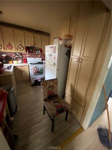 11018 S Figueroa, Los Angeles, CA 90061