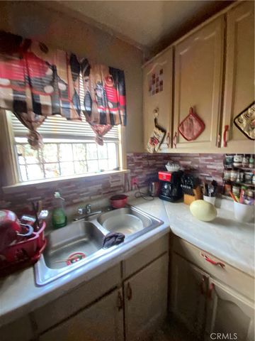 11018 S Figueroa, Los Angeles, CA 90061