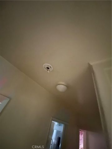 11018 S Figueroa, Los Angeles, CA 90061