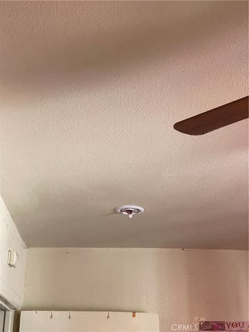 11018 S Figueroa, Los Angeles, CA 90061