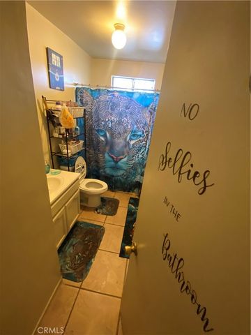 11018 S Figueroa, Los Angeles, CA 90061