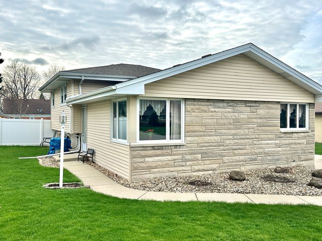 621 Bethel Drive, Joliet, IL 60435