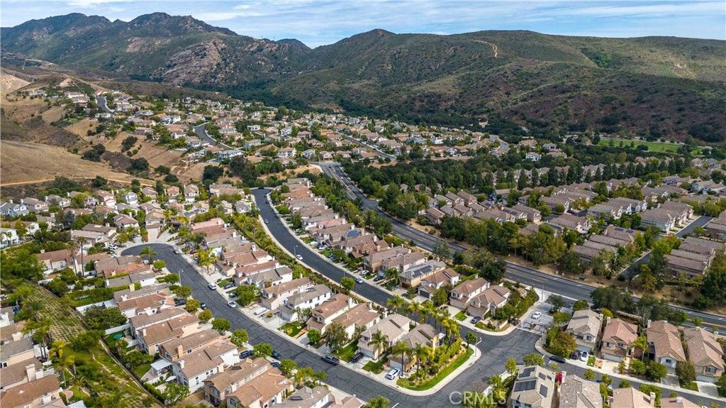 Image 12 of property listing at 2809 Silk Oak Avenue, Thousand Oaks, CA 91362