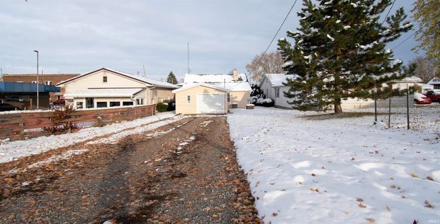 128 S Main Street, Avilla, IN 46710