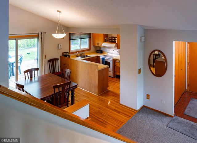 1874 Skillman Avenue W, Roseville, MN 55113