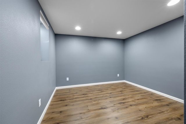 1606 6TH ST NW, Minot, ND 58703