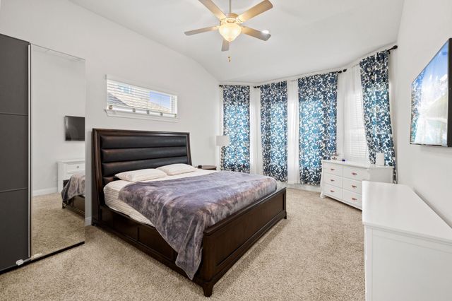 724 Pioneer GRV, Round Rock, TX 78665